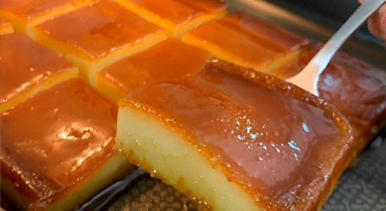 Pudim de padaria: na hora de cortar os pedaços esse não quebra e nem desmancha 3 pudim de padaria