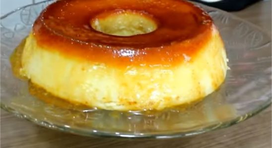 Pudim de pão macio e delicioso que todo mundo adora e pede mais um pedaço 3 pudim de pão