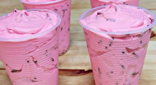 Sobremesa com suco tang no copinho que fica parecendo sorvete 3 sobremesa com suco tang