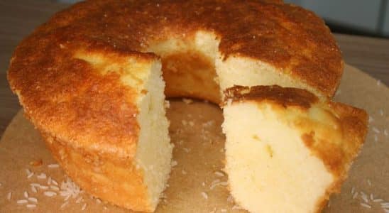 bolo de arroz cru