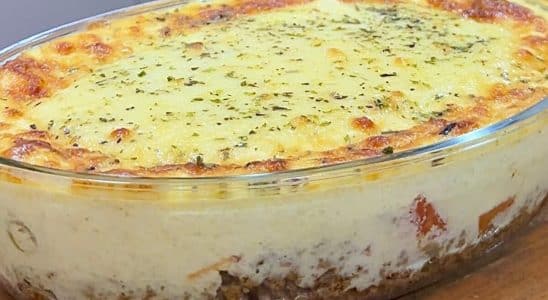 carne moída com creme de milho