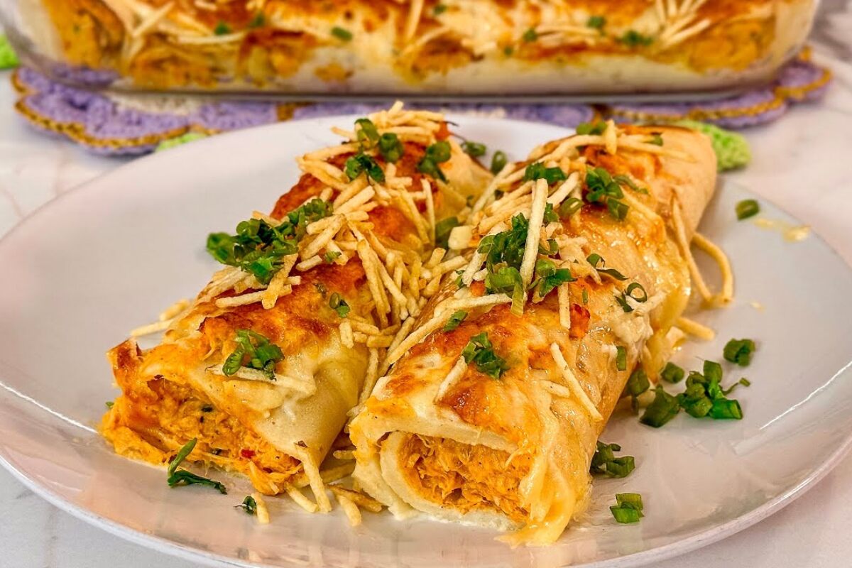 Panqueca de frango cremoso: para você arrasar na hora de servir o almoço de domingo 27 panqueca de frango