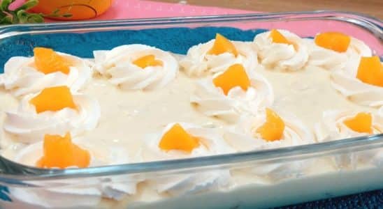 sobremesa de pêssego fácil