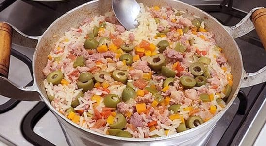 arroz soltinho com linguiça
