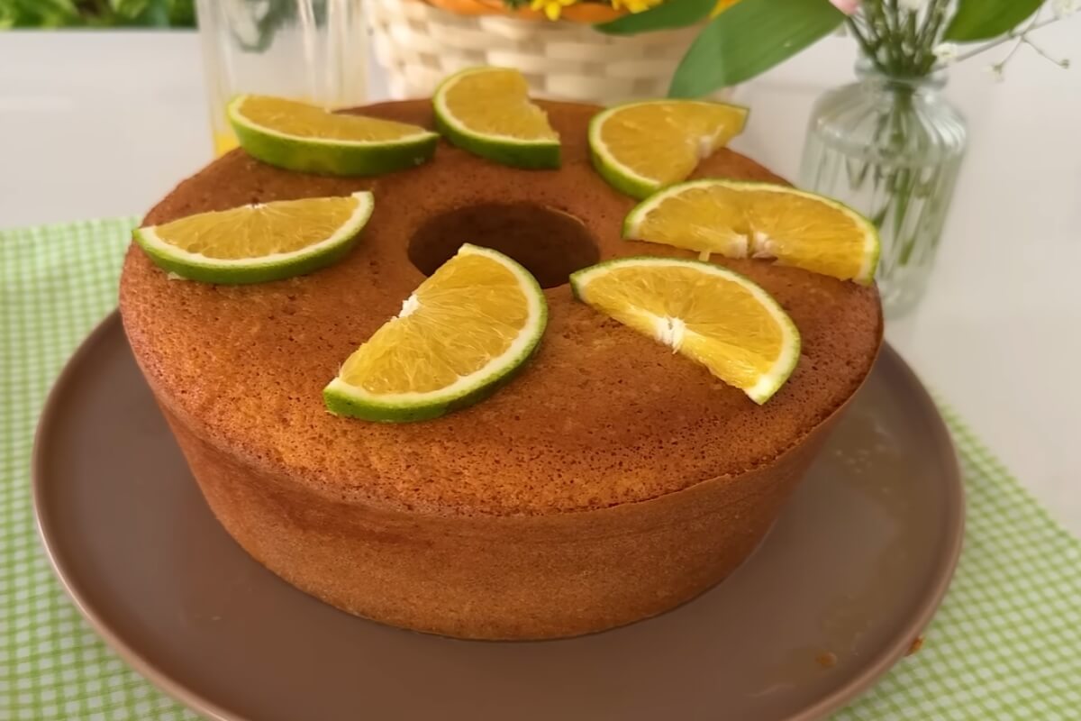 bolo caseirinho de laranja