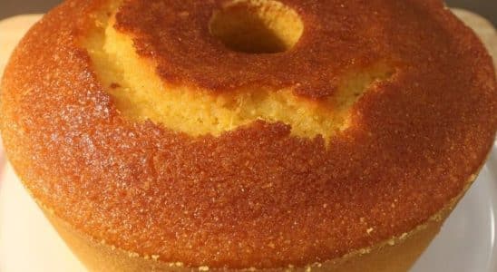 bolo de flocão de milho