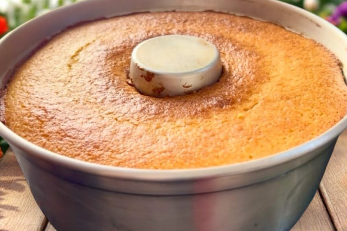 Receita de bolo grande sem farinha de trigo para o café da manhã 151 bolo grande sem farinha