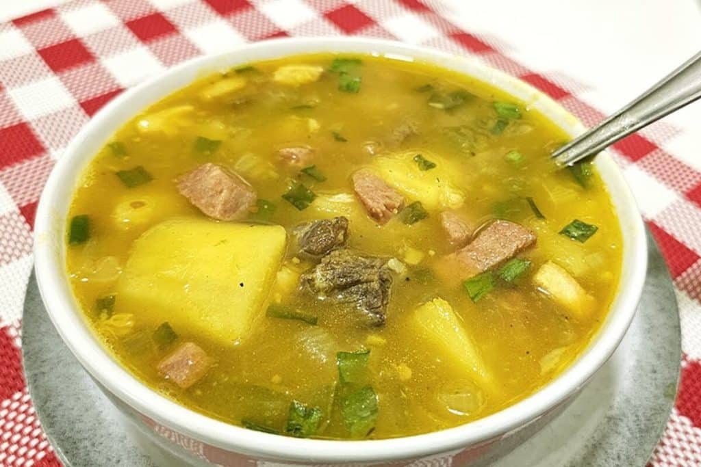 caldo de mandioca