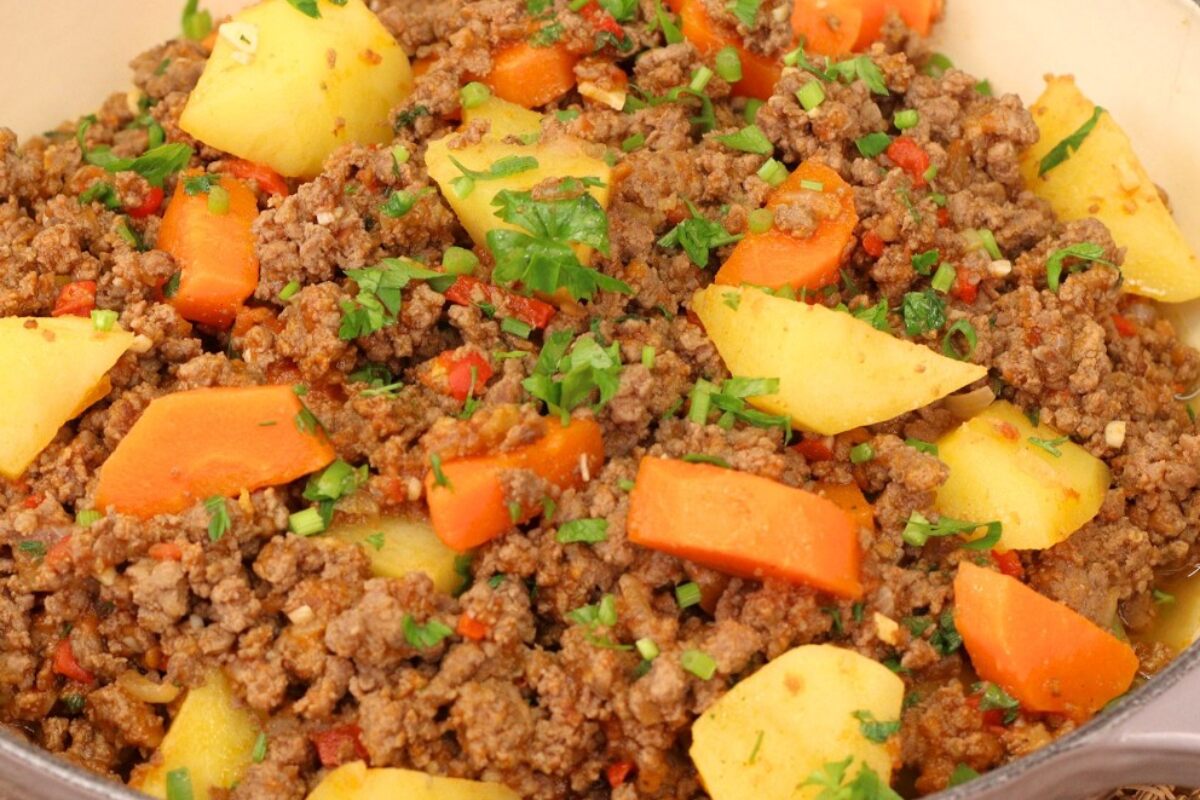 carne moída refogada