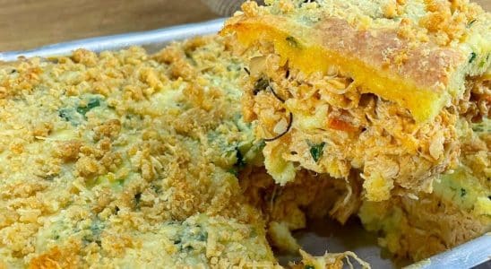 cuca salgada de frango