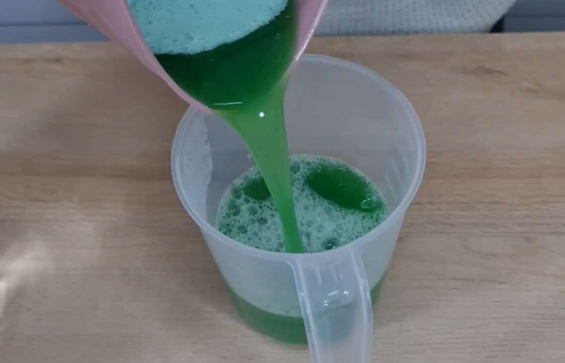 Aprenda a fazer um desinfetante caseiro concentrado super eficiente e perfumado 181 desinfetante caseiro concentrado