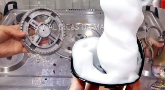 espuma para limpar fogão