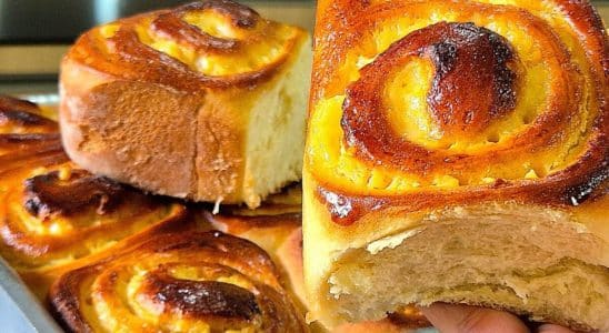 pãozinho forró de padaria