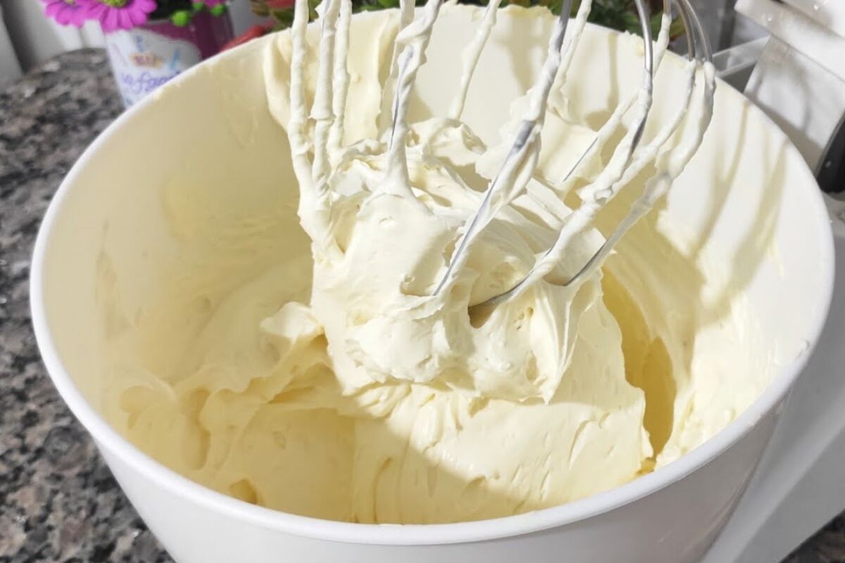 Veja como acertar no ponto do recheio de leite ninho e não deixar muito doce 19 recheio de leite ninho