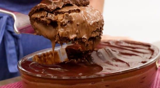 sobremesa de chocolate com nata