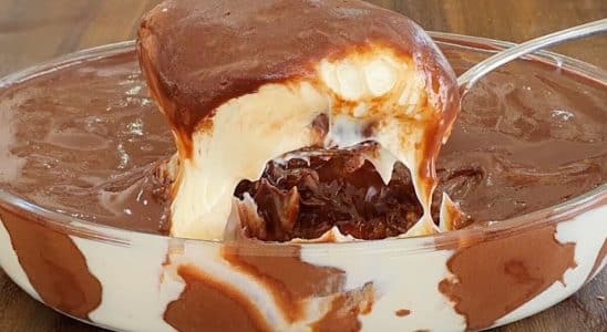 sobremesa simples de chocolate