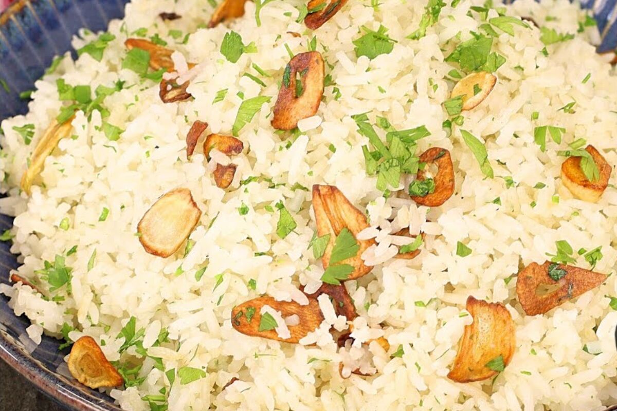 arroz alho e óleo