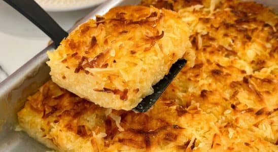 bolo de aipim com coco