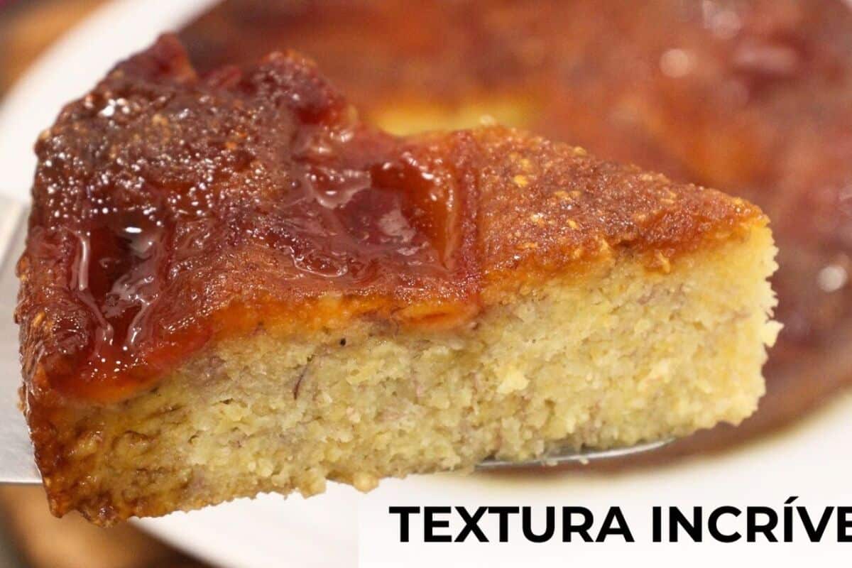 bolo de banana caramelizada