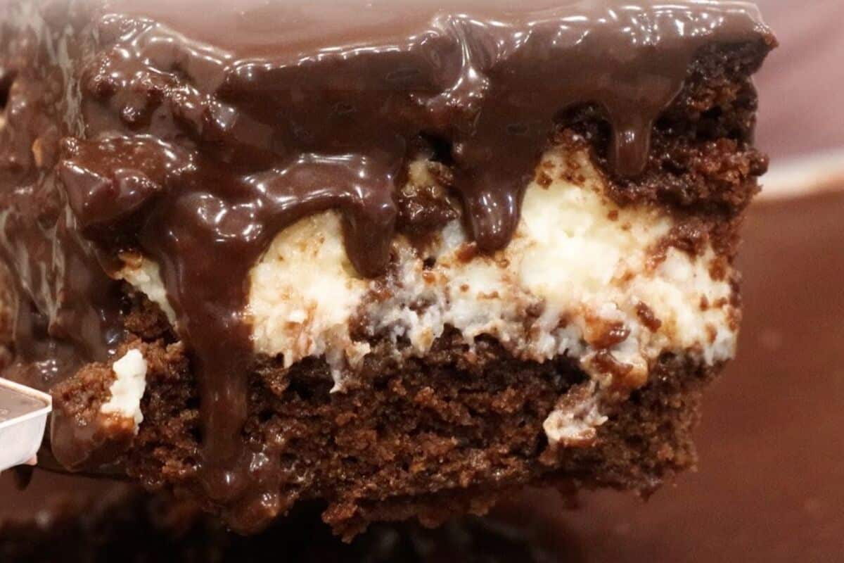 Bolo prestígio bem chocolatudo para matar a vontade de um doce caseiro no lanche ou sobremesa 189 bolo prestígio