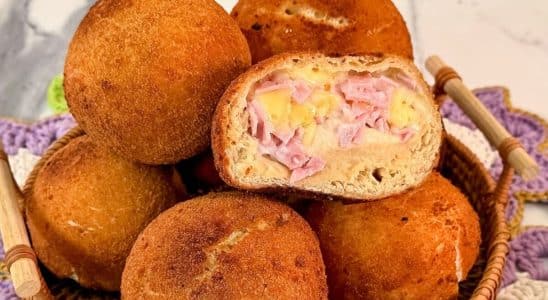 bomba de presunto e queijo
