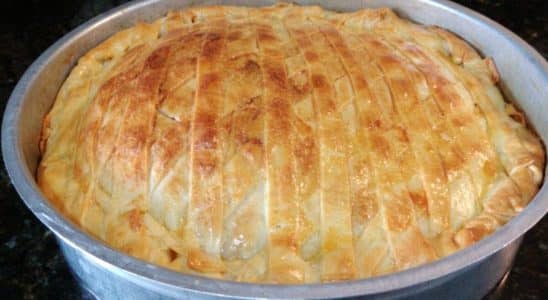 empadão com massa de pastel