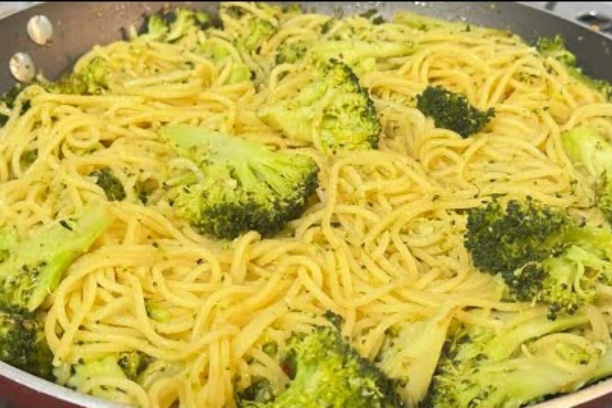 espaguete ao alho e óleo