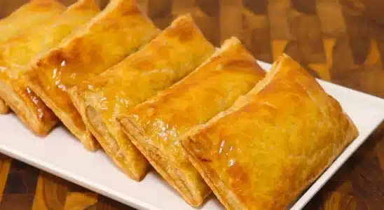 folhado de frango com catupiry