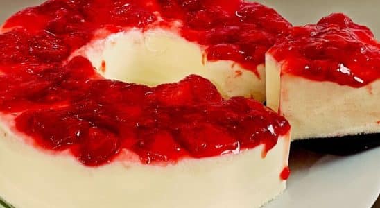 manjar de ninho com morango