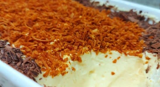 sobremesa de abacaxi