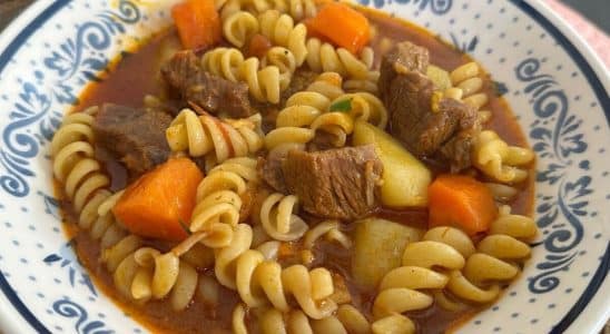 sopa de macarrão