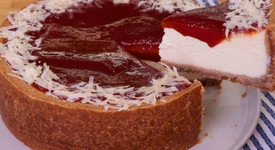 torta de ricota com goiabada