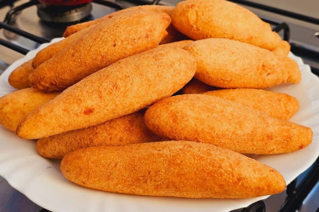 BISCOITO DE POLVILHO FRITO