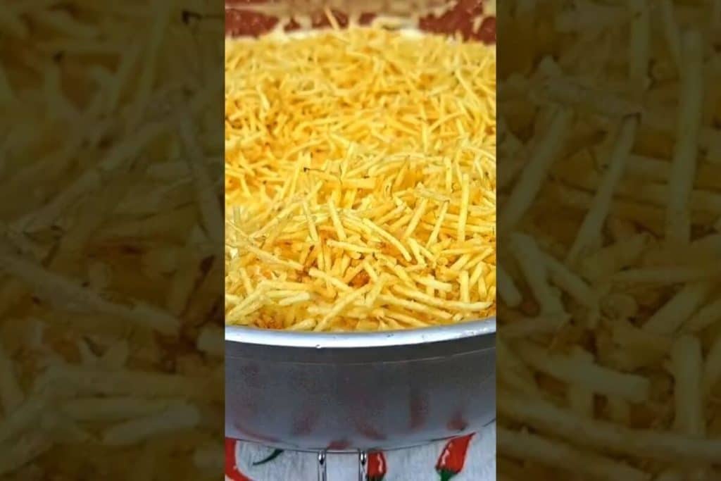 FRICASSÊ DE LINGUIÇA