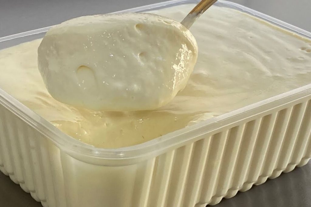 SOBREMESA DE ABACAXI SEM LEITE CONDENSADO