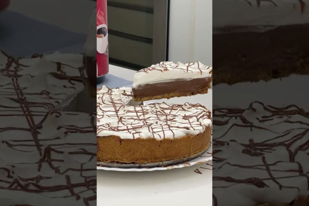 TORTA DE CHOCOLATE COM CAFÉ