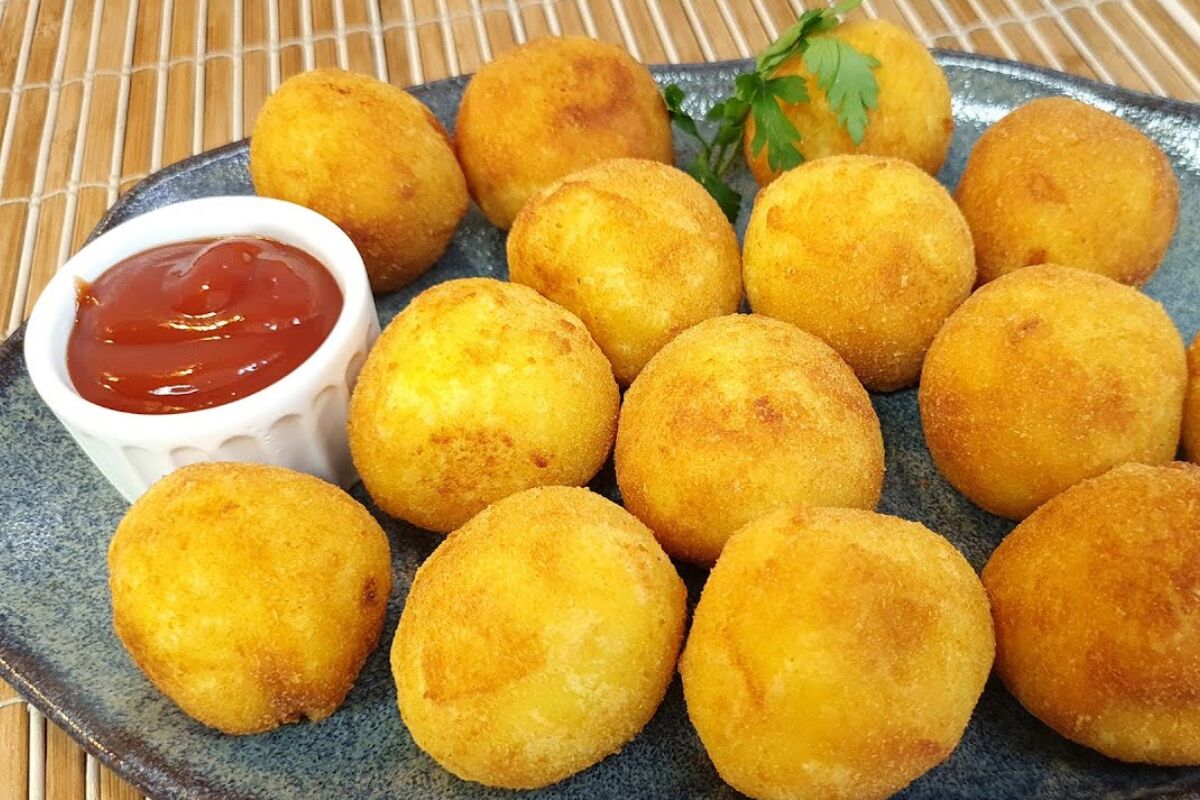 bolinho de costelinha de porco