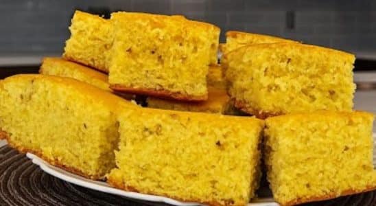 bolo simples de fubá