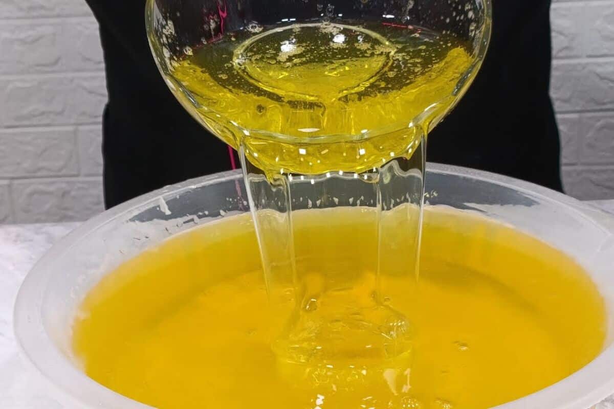 Detergente caseiro potente com óleo usado, rende até 5 litros e muito fácil de fazer 87 detergente caseiro