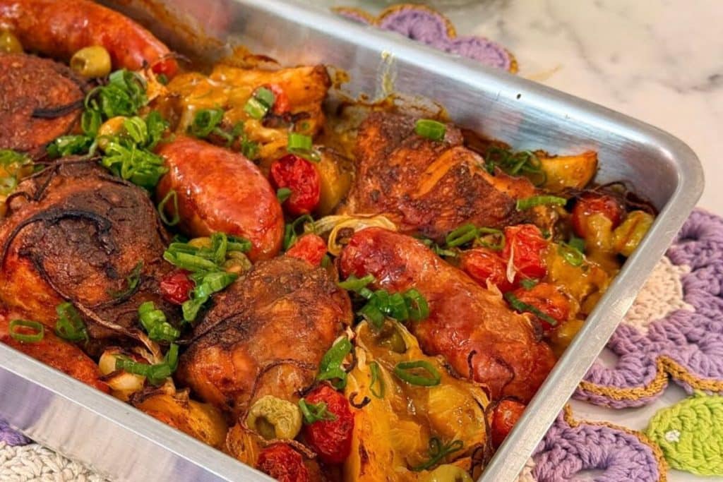 Frango assado suculento igual de restaurante que ainda é fácil com essa receita infalível 36 frango assado suculento