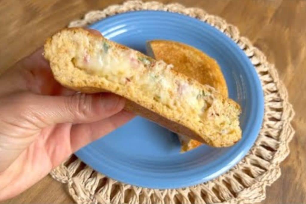 lanche low carb de frigideira