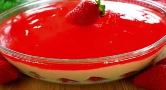 morango do amor na travessa