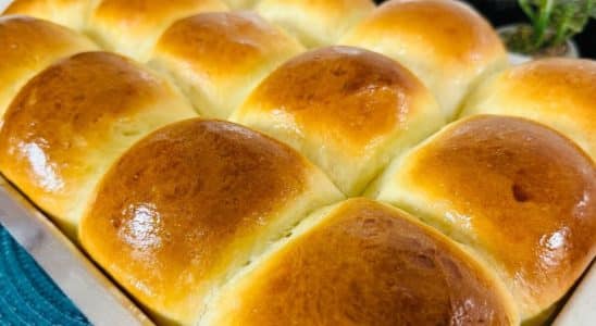 pão de creme de leite