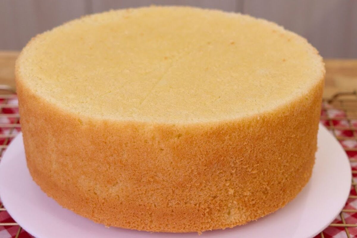 Pão de ló fofinho que não quebra: receita tradicional para rechear e cobrir 67 pão de ló