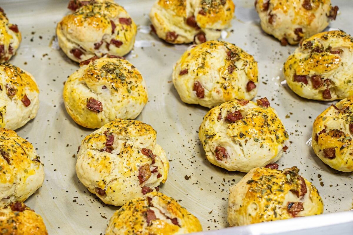 pãozinho de calabresa