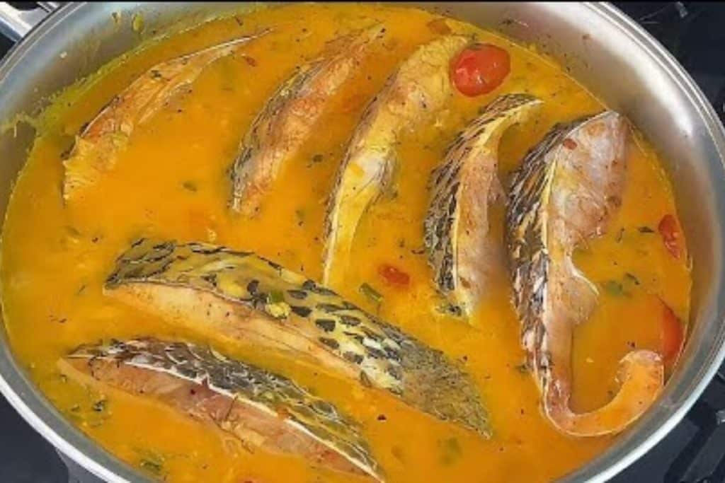 peixe no leite de coco