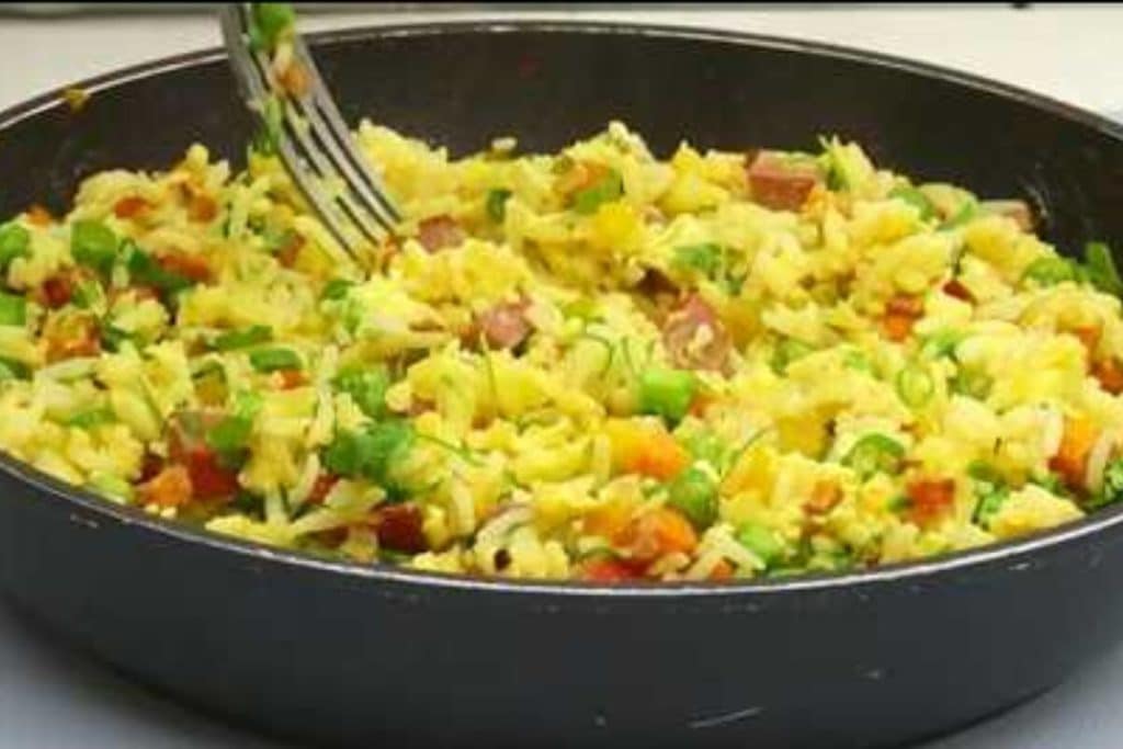 receita com arroz amanhecido