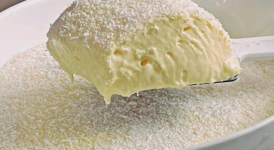 sobremesa de abacaxi