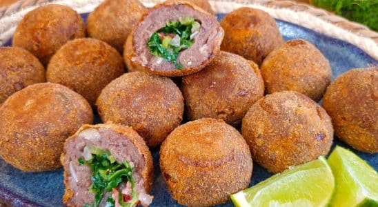 BOLINHO DE FEIJOADA