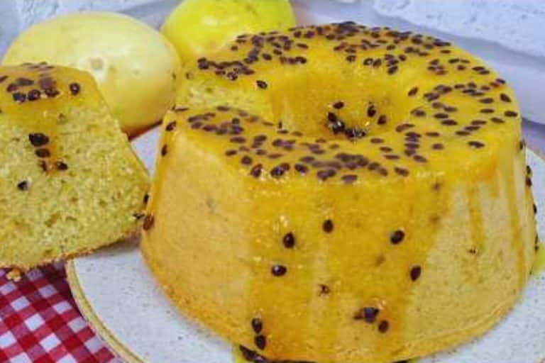 Bolo De Maracuj Fofinho E Delicioso Perfeito Para Servir No Caf Ou 